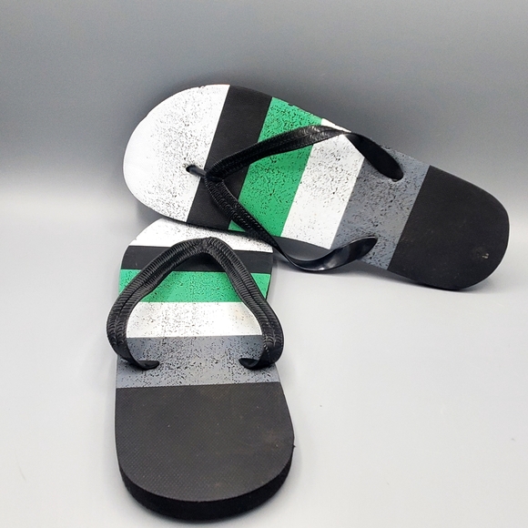 Men's Beach Flip Flops Stripes green, black and grey Size 11 - Picture 2 of 7